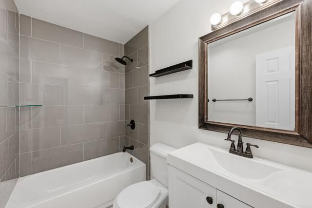 2360 Hosp Way 129, Carlsbad, CA 92008