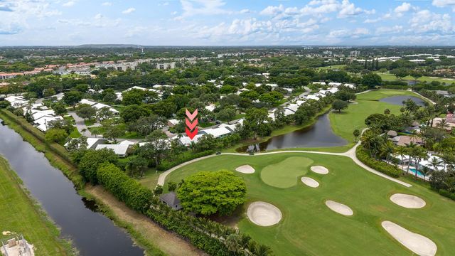 5557 N Cameo Drive N, Boca Raton, FL 33433