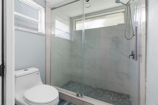 5557 N Cameo Drive N, Boca Raton, FL 33433