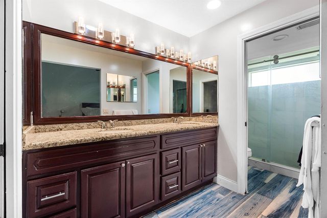 5557 N Cameo Drive N, Boca Raton, FL 33433