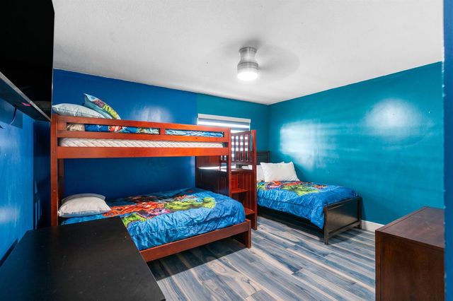 5557 N Cameo Drive N, Boca Raton, FL 33433