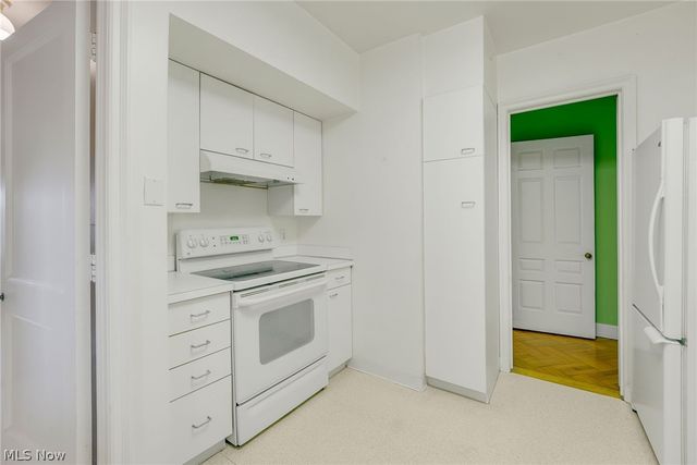 13415 Shaker Boulevard 11H4, Cleveland, OH 44120