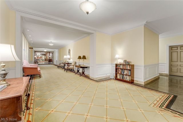 13415 Shaker Boulevard 11H4, Cleveland, OH 44120