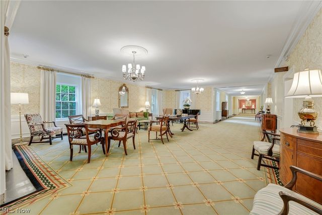 13415 Shaker Boulevard 11H4, Cleveland, OH 44120