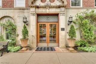13415 Shaker Boulevard 11H4, Cleveland, OH 44120