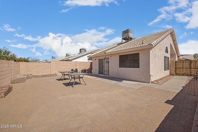 1702 E FREMONT Road, Phoenix, AZ 85042