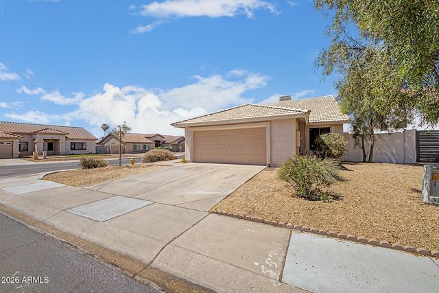 1702 E FREMONT Road, Phoenix, AZ 85042