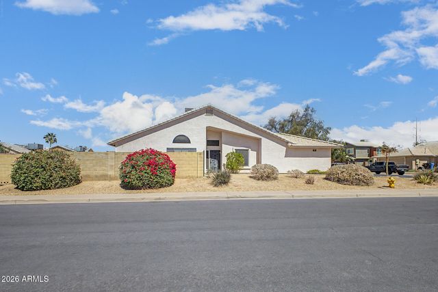 1702 E FREMONT Road, Phoenix, AZ 85042