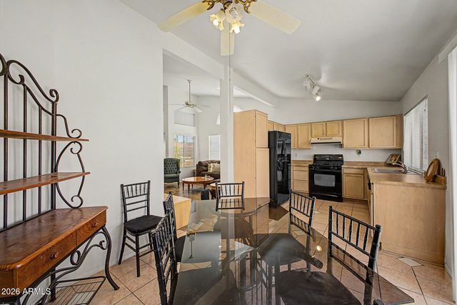 1702 E FREMONT Road, Phoenix, AZ 85042