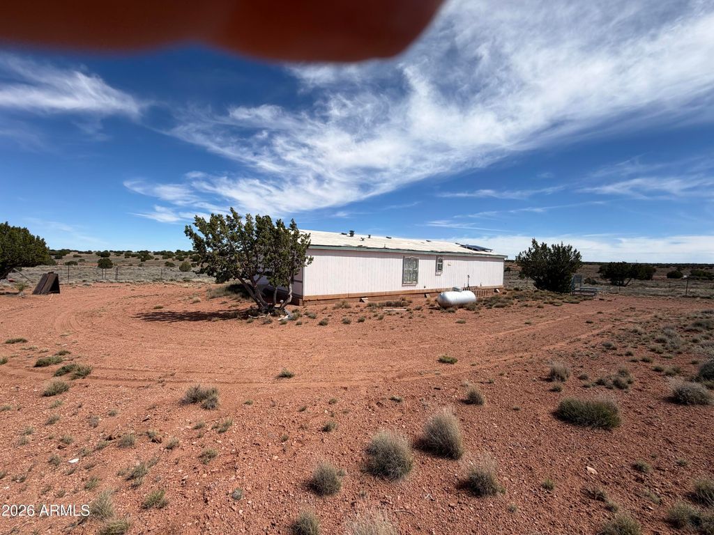 Image 2 of property listing at 2576 NE DUCK LAKE Road B, Heber, AZ 85928