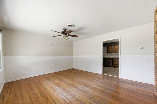 742 N Flora, Wichita, KS 67212