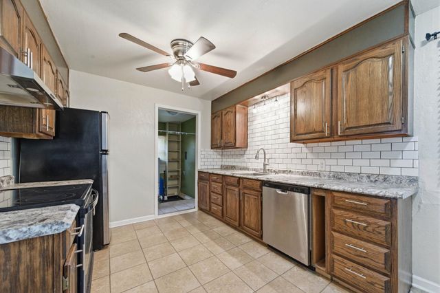 742 N Flora, Wichita, KS 67212