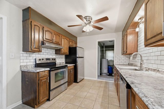 742 N Flora, Wichita, KS 67212