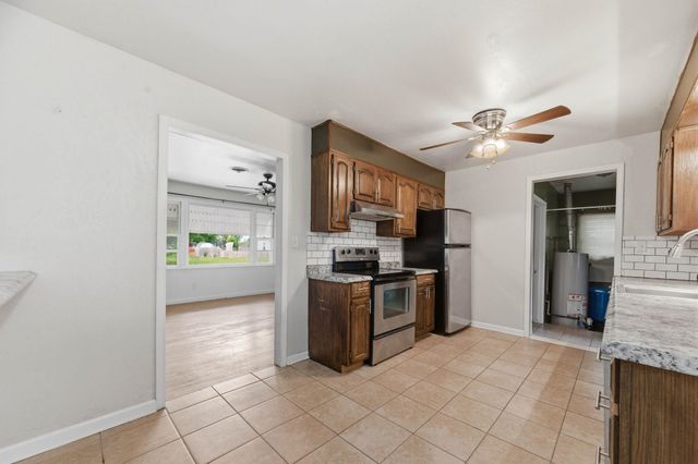 742 N Flora, Wichita, KS 67212