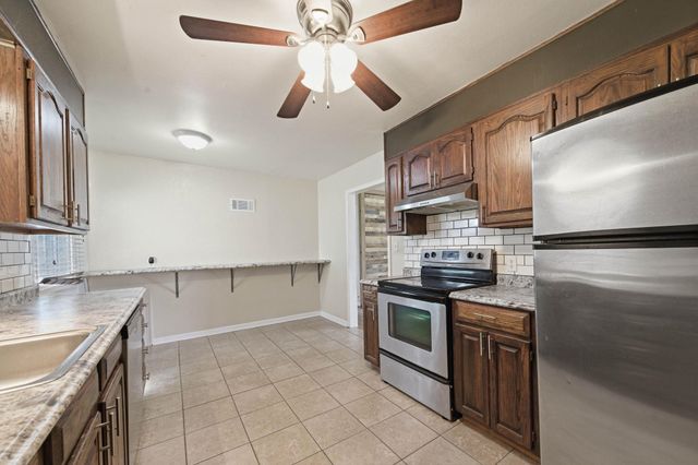 742 N Flora, Wichita, KS 67212