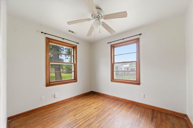 742 N Flora, Wichita, KS 67212