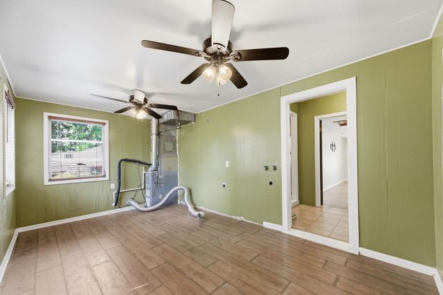 742 N Flora, Wichita, KS 67212