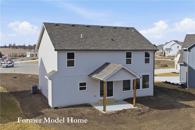 27612 E 128th Court, Lee's Summit, MO 64086