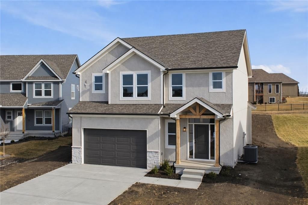 27612 E 128th Court, Lee's Summit, MO 64086