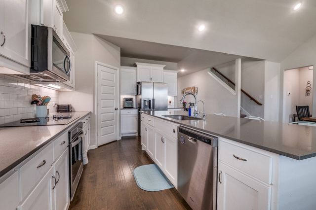 153 Arrow Wood Road, Waxahachie, TX 75165