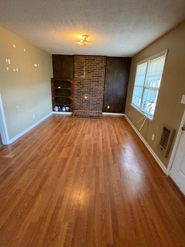 9 Chapman Lane, Fayetteville, TN 37334