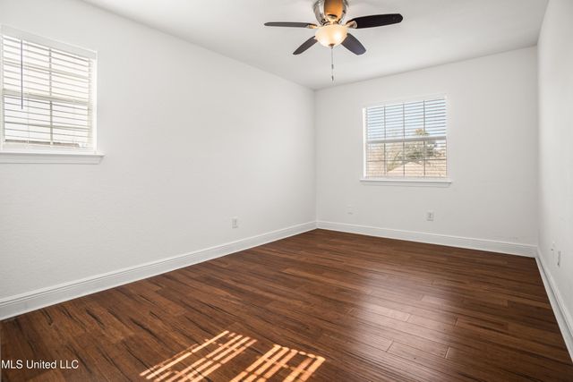 11118 Oakcrest Drive, D'iberville, MS 39540