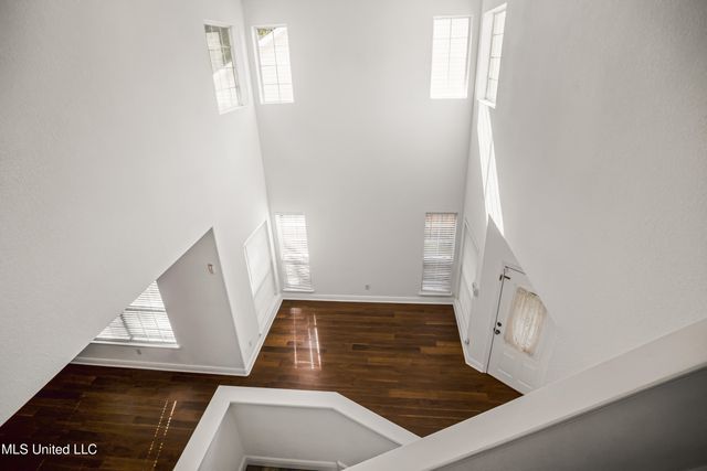 11118 Oakcrest Drive, D'iberville, MS 39540