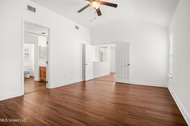 11118 Oakcrest Drive, D'iberville, MS 39540