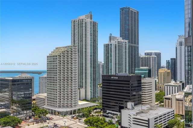 68 SE 6th St 1907, Miami, FL 33131