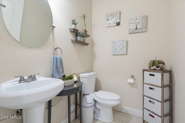 7325 W Wolf Street, Phoenix, AZ 85033
