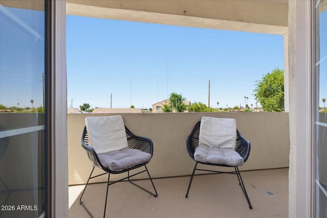 7325 W Wolf Street, Phoenix, AZ 85033