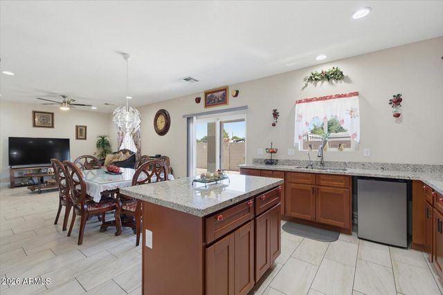 7325 W Wolf Street, Phoenix, AZ 85033