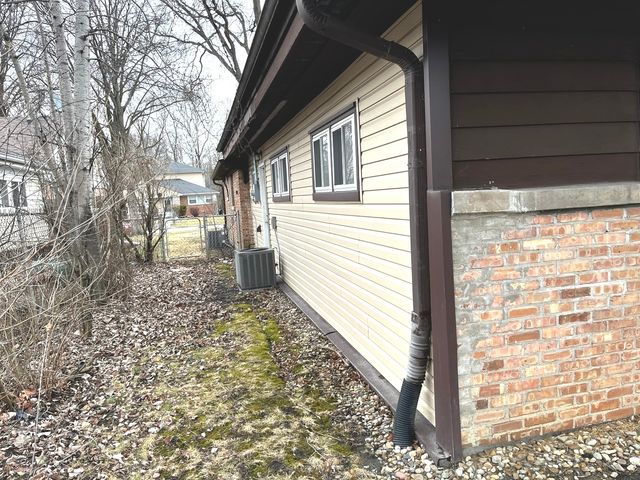 17658 Lincoln Avenue, Homewood, IL 60430