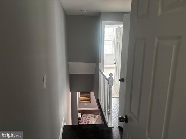 1829 N BOND ST, Baltimore, MD 21213
