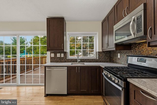 8071 TOPPER CT, Alexandria, VA 22315