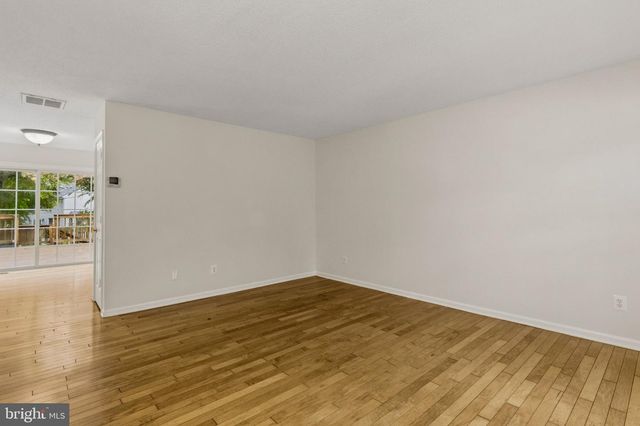 8071 TOPPER CT, Alexandria, VA 22315