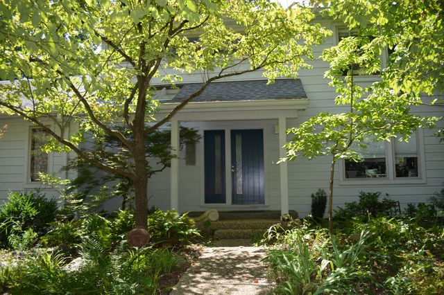 533 Harpeth Trace Dr, Nashville, TN 37221