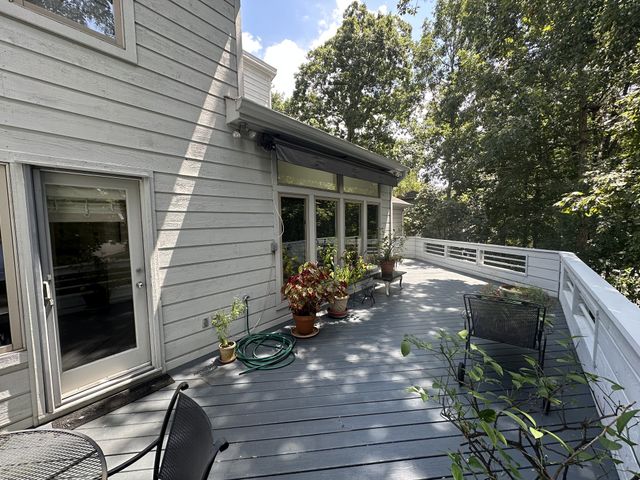 533 Harpeth Trace Dr, Nashville, TN 37221