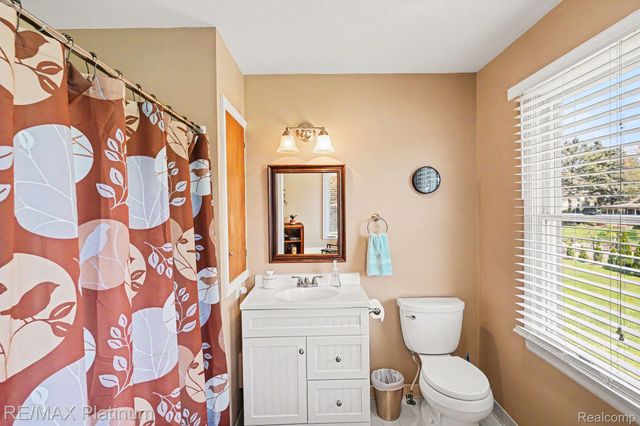 61959 Topsfield Lane, Lyon Charter Township, MI 48178