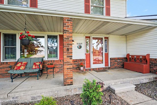 61959 Topsfield Lane, Lyon Charter Township, MI 48178