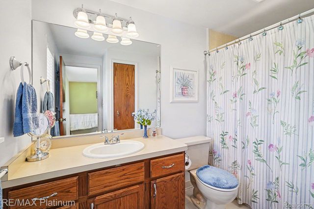 61959 Topsfield Lane, Lyon Charter Township, MI 48178