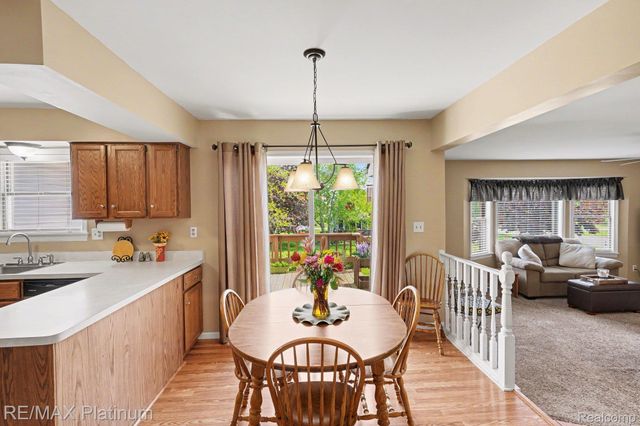 61959 Topsfield Lane, Lyon Charter Township, MI 48178