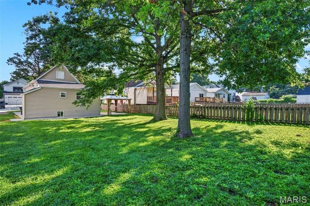 7146 Mardel Avenue, St Louis, MO 63109