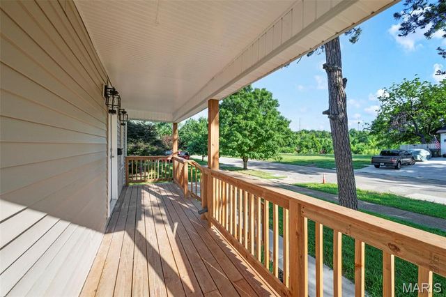 7146 Mardel Avenue, St Louis, MO 63109