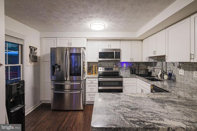 1334 HOLLOW GLEN, Chestnut Hill Cove, MD 21226