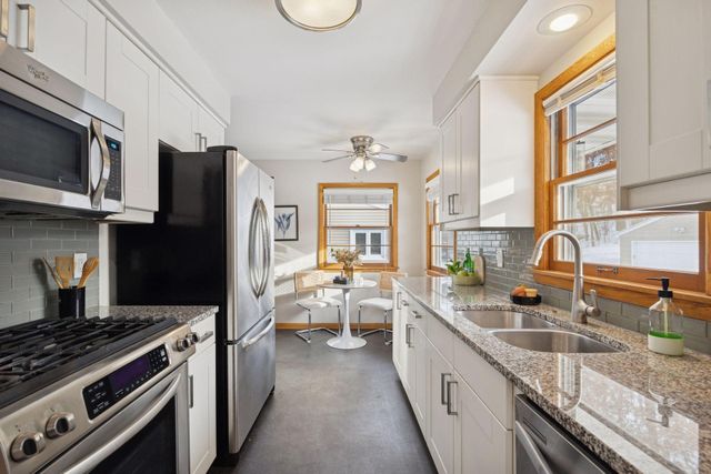 4213 Woodstock Avenue, Golden Valley, MN 55422