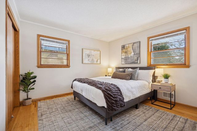 4213 Woodstock Avenue, Golden Valley, MN 55422