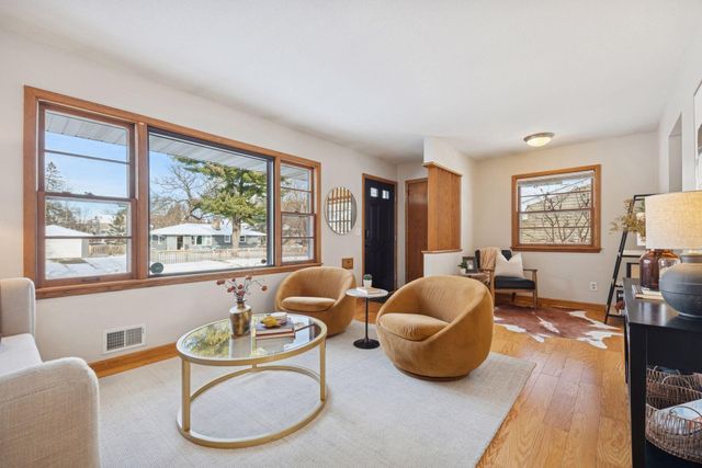 4213 Woodstock Avenue, Golden Valley, MN 55422