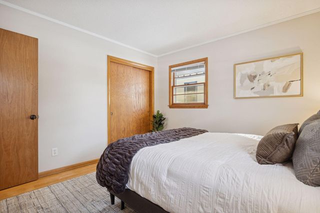 4213 Woodstock Avenue, Golden Valley, MN 55422