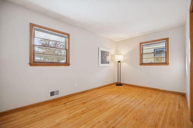 4213 Woodstock Avenue, Golden Valley, MN 55422